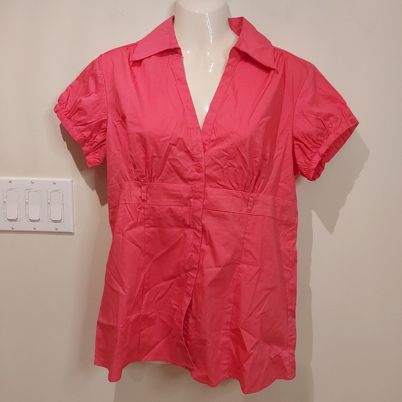 Suzy Shier Tops - ❣️Ladies Suzy Sheir short sleeve t-shirt size L (#116)